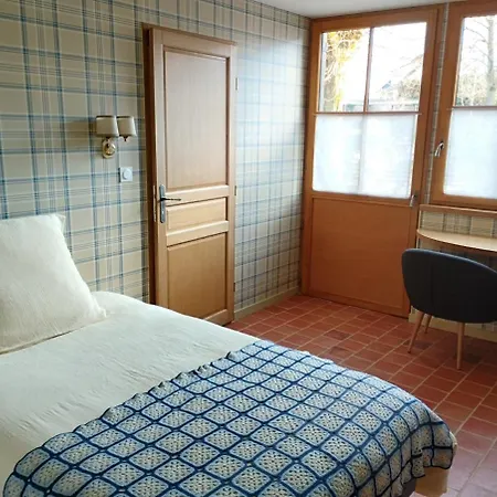 A La Mainguere, D'hotes Brece (Ille-et-Vilaine)